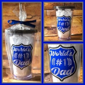 Acrylic double wall tumbler.